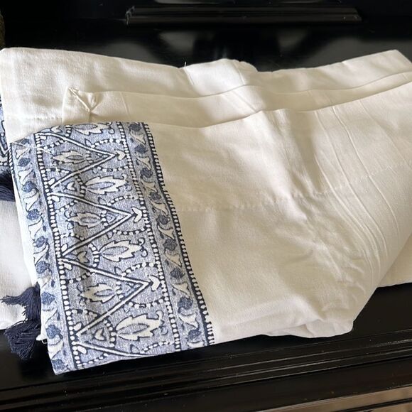 Pottery Barn Teen Anjolie Tassel Blackout Drape - Picture 8 of 8